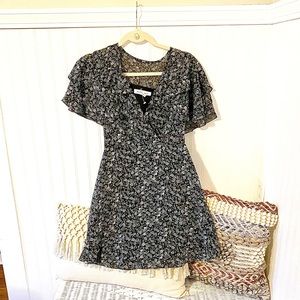 BCBG Adorable Dress ✨